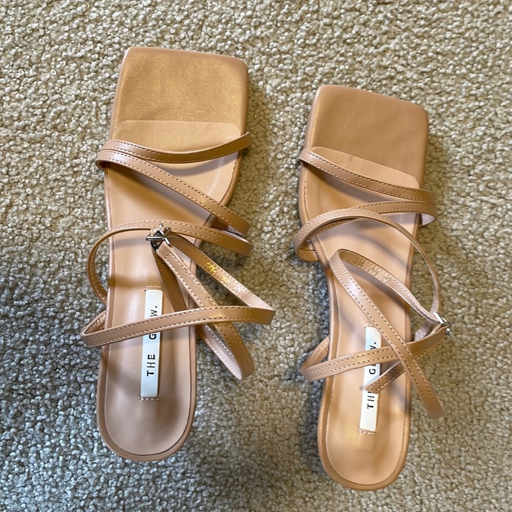 The Glow Nude strapped sandals